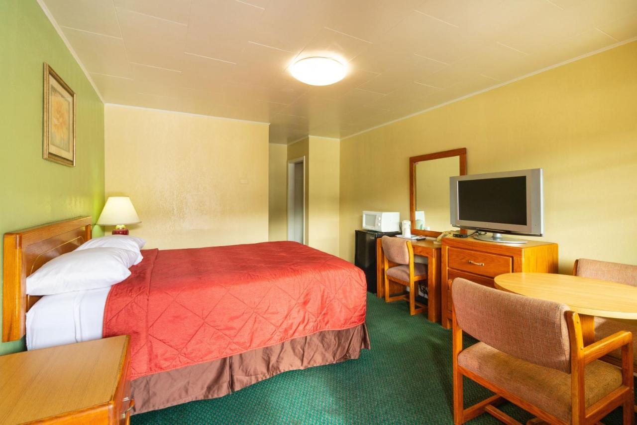 Roseburg Inn Екстер'єр фото