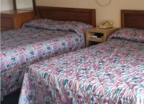 Roseburg Inn Екстер'єр фото