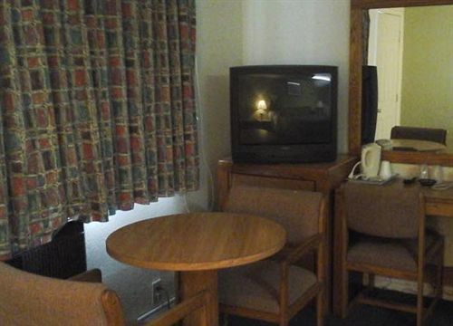 Roseburg Inn Екстер'єр фото