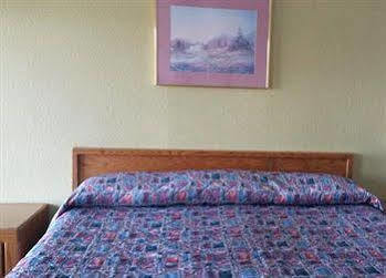 Roseburg Inn Екстер'єр фото